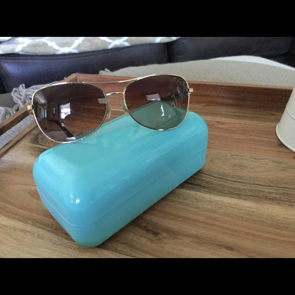 Tiffany & Co aviator sunglasses